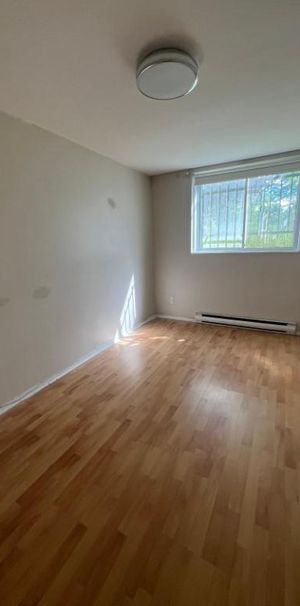 4 1/2 Pointe-aux-Trembles - Photo 1