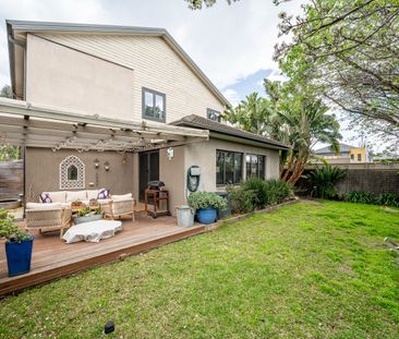 12 Hillsdale Avenue, Maribyrnong VIC 3032 - Photo 3