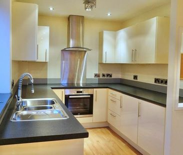 2 bedroom apartment to rent - Photo 6