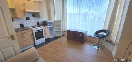 1 bedroom property to rent in Chard - Photo 5