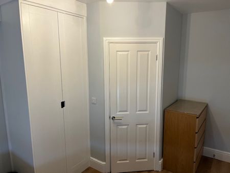 6 Bed Student Accommodation - Photo 3