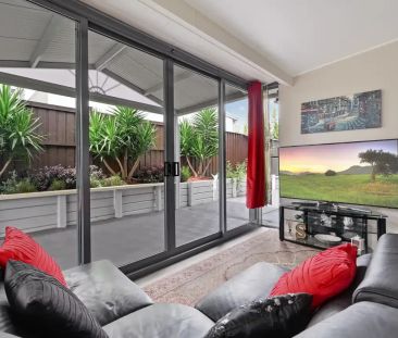 Lots Of Living Space For A Big Family - Photo 1