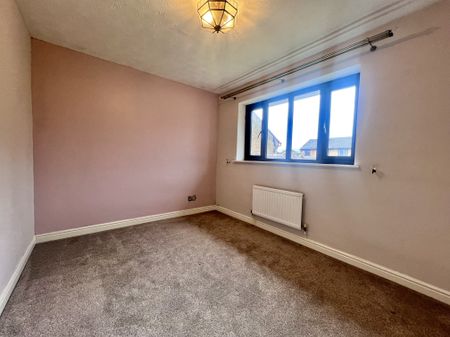 Highfield Drive - Photo 4