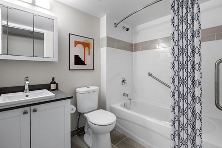 1170 Fisher Avenue, Civic Hospital - Central Park, Ottawa, ON - Photo 2