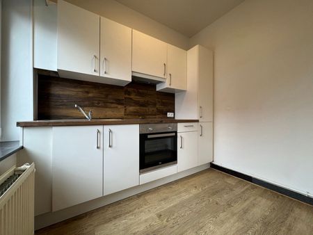 Te huur: één slaapkamer duplex appartement in centrum Aalst - Foto 2