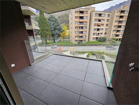 Giubiasco, affitto recente 2.5 locali con terrazzo - Photo 5