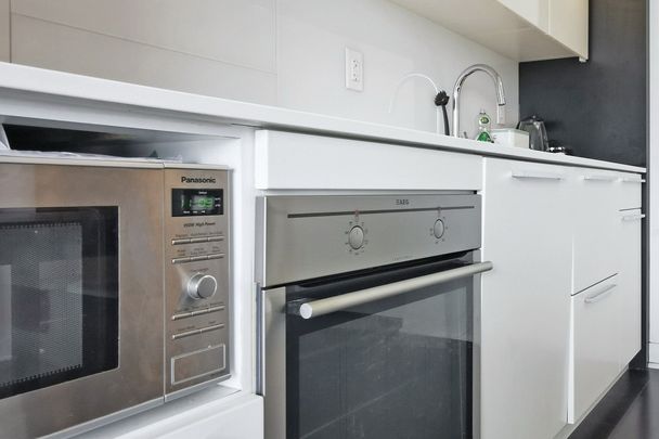 For Lease - 15 Grenville Street Unit# 3507, Toronto, Ontario - Photo 1