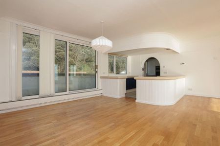 4 bedroom penthouse to rent - Photo 3