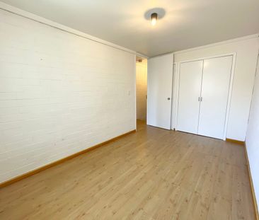 Contemporary Townhouse in the Heart of Bayswater - Photo 4