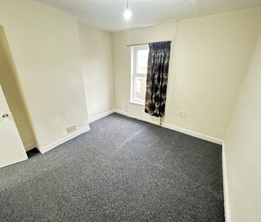 Randolph Street, Manchester, M19 - Photo 4