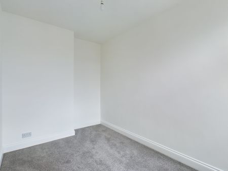 Martin Road, Portsmouth, PO3 - Photo 4