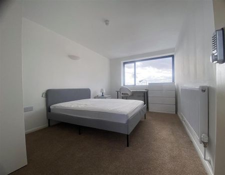 10 bedroom house to rent - Photo 5