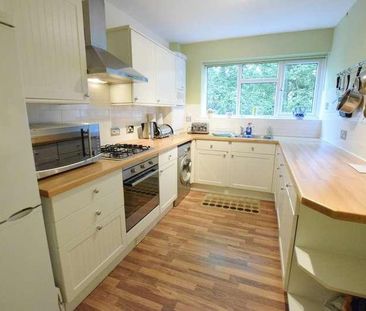 Burford Court, Manor Road, East Cliff, Bournemouth, BH1 - Photo 5