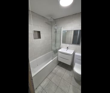 1 Bed Flat, Chartwell Way, SE20 - Photo 4