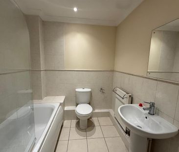 2 bedroom flat to rent - Photo 5