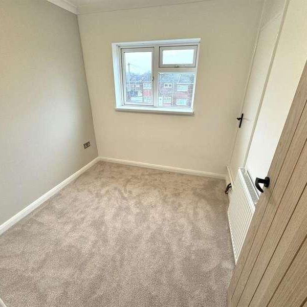 Stroud Avenue, Willenhall, WV12 - Photo 1