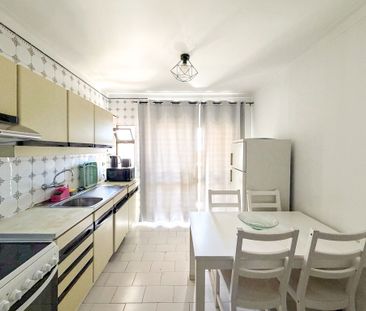 Apartamento T1 para Arrendamento na Praia da Rocha - Portimão - Photo 4