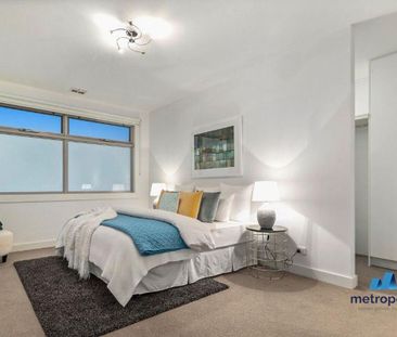 37B Adrian Street, BENTLEIGH EAST, VIC - Photo 1