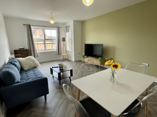 2 bedroom flat to rent - Photo 1