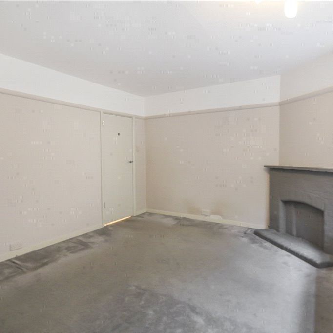 Queens Road, Weybridge, Surrey, KT13 9DL - Photo 1