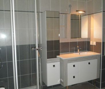 Location Appartement 2 pièces 62m² CHAMBERY 73000 - Photo 6