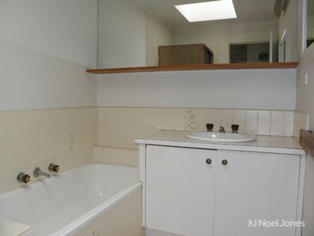 41 Barkly Street, BOX HILL - Photo 4