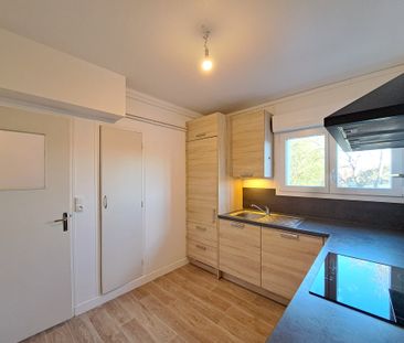 Location Appartement 4 pièces 73m² TROYES 10000 - Photo 4