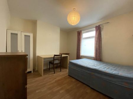 3 bedroom house to rent - Photo 2