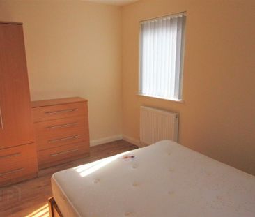 Fitzwilliam Mews, 101d Rugby Avenue, Queens Quarter, Belfast, BT7 1QA - Photo 3