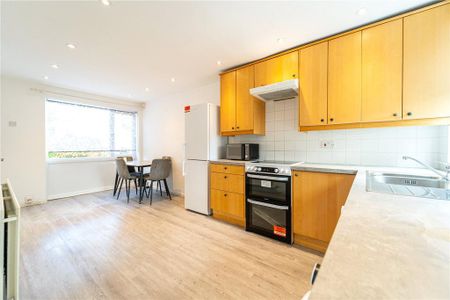 4 bedroom terraced house to rent - Photo 4