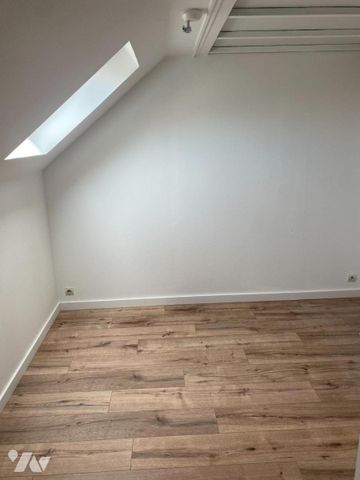 Allennes les marais, T2 bis en duplex au 2eme étage, 1 chambre + grande mezzanine, 580€ et 35€ - Photo 2