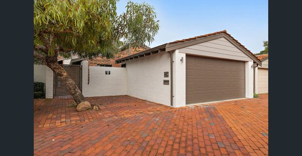 QUIET COASTAL LIVING - Photo 1