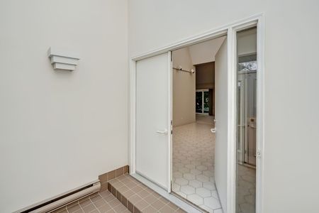 For Lease - 4189 Inglewood Drive, Burlington, Ontario - Photo 4