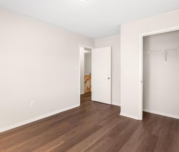 For Lease - 5 Dollery Gate, Ajax, Ontario - Photo 1