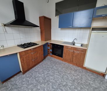 Location Appartement 2 pièces 45m² CAMBRAI 59400 - Photo 2