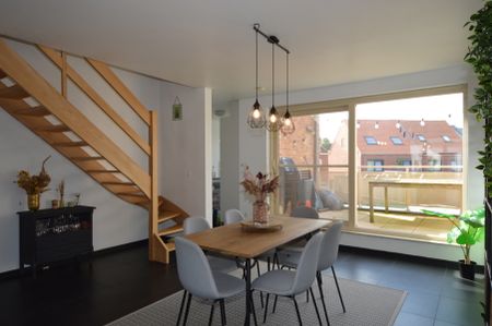 Ruim duplexapp. 4 slpk., & een netto bew. opp van +/- 140m² - Photo 3