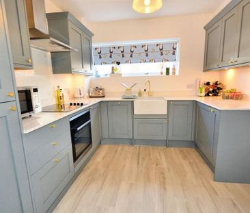 3 bedroom maisonette to rent - Photo 6