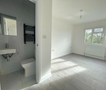 Room in a Shared House, Headstone Drive, HA1 - Photo 6