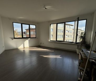 Appartement voor € 725 - Foto 1