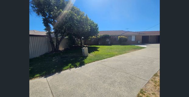 High Efficiency Living & Workshop Space - Photo 1