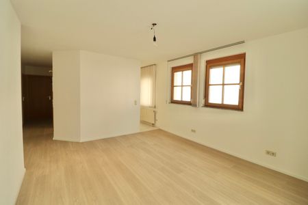 Moderne 2-Zimmer Wohnung mit Terrasse im Herzen von Schönau! - Foto 4