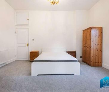 Woodside Park Road, North Finchley, London, N12 - Photo 4