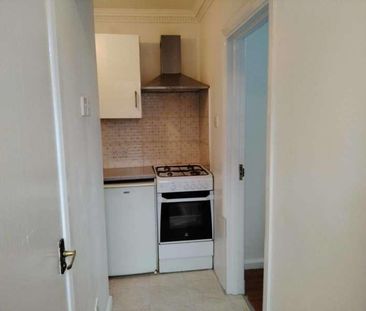 Harrow, Middlesex, HA1 - Photo 2