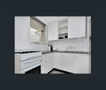 Modern apartment in fantastic location. - Photo 5