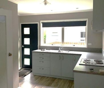 Sunny 2 Bedroom home - Photo 4