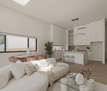 Luxury Family Duplex with Pool - Available Now! - Photo 1