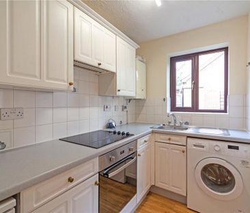 1 bedroom semi-detached house to rent - Photo 4