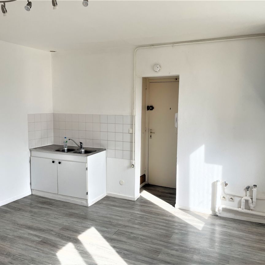 Location Appartement 1 pièce 36m² DEVILLE LES ROUEN 76250 - Photo 1
