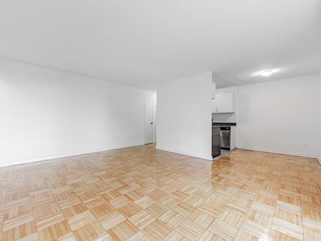 For Lease - 165 Cosburn Avenue Unit# 315, Toronto, Ontario - Photo 4