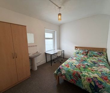 Oystermouth road, West Glamorgan, SA1 - Photo 3